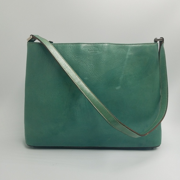kate spade Handbags - Kate Spade Green Leather Zipper Shoulder Satchel